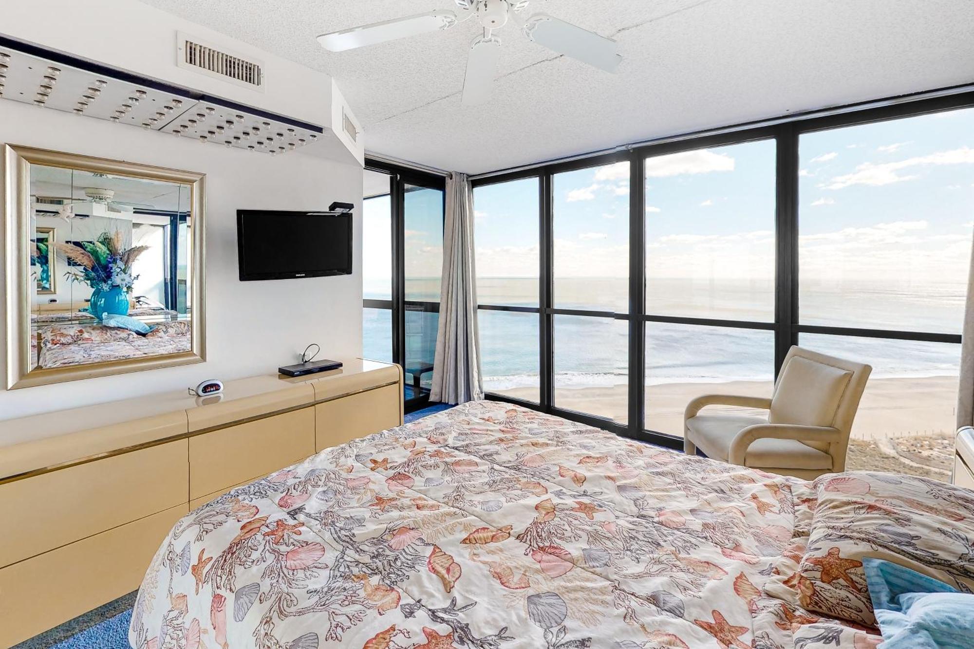 Golden Sands Ocean City Room photo