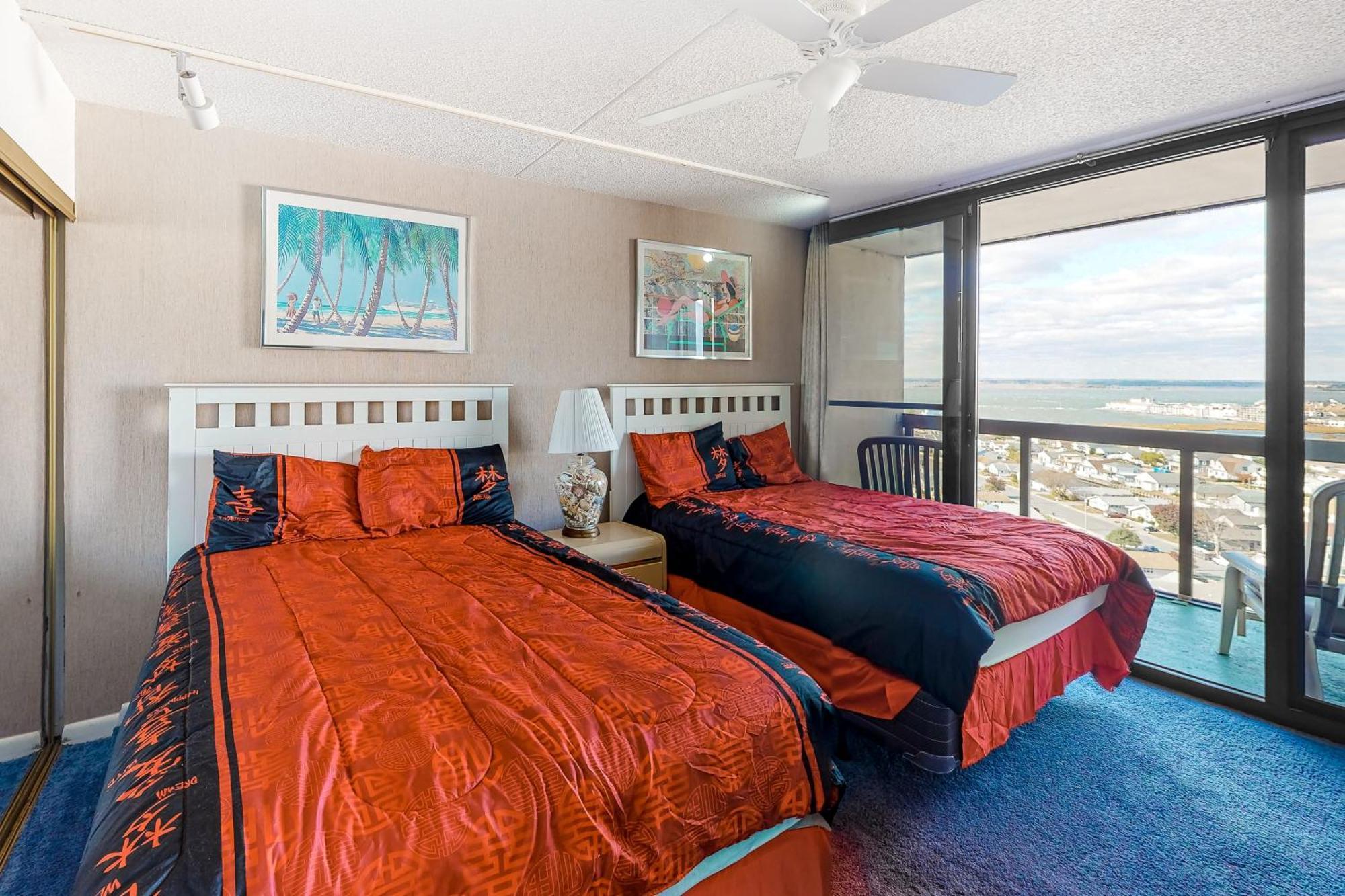 Golden Sands Ocean City Room photo