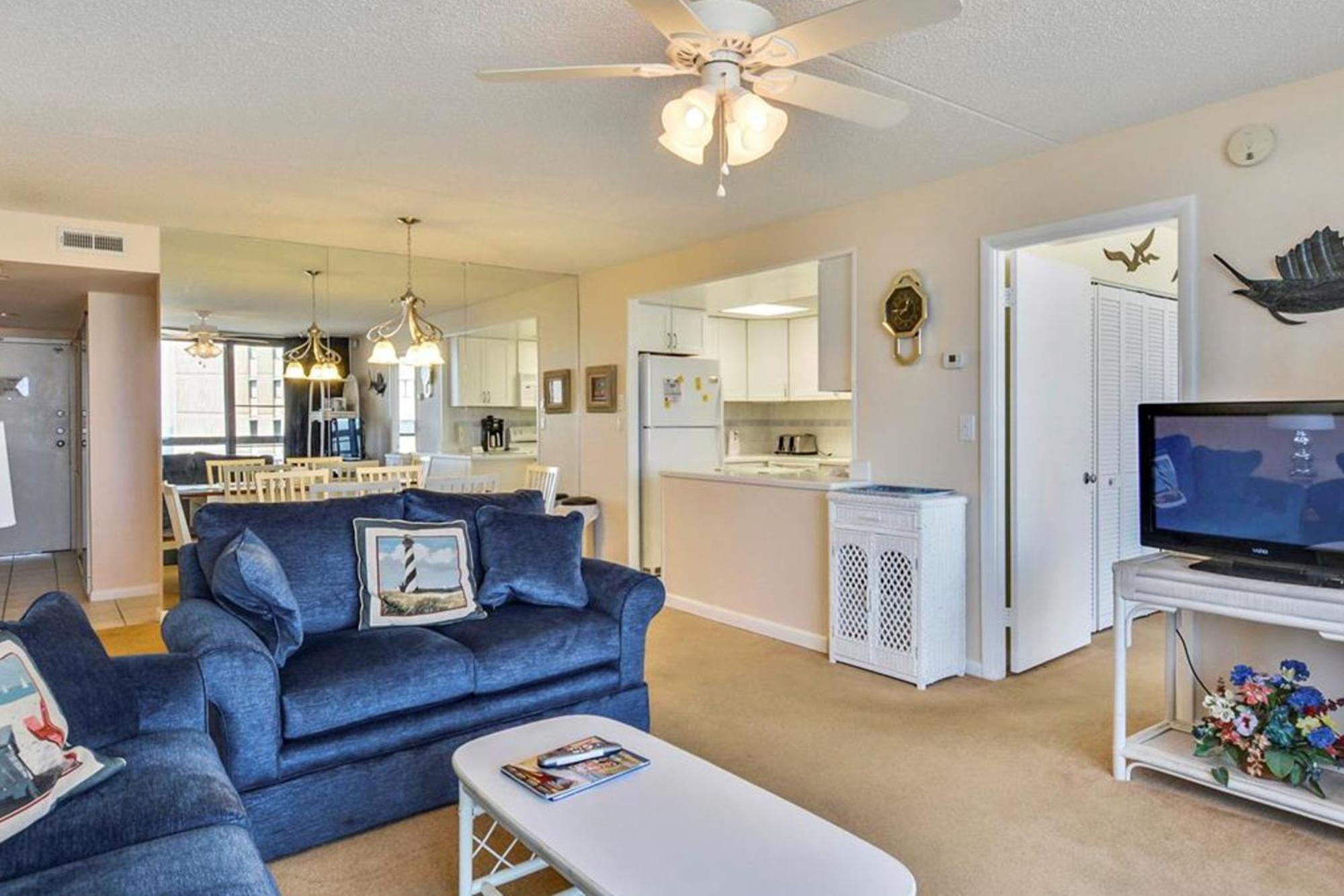 Golden Sands Ocean City Room photo