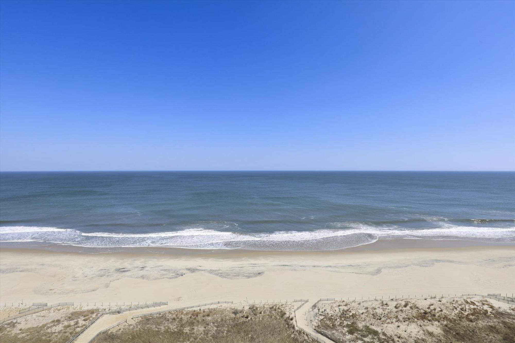Golden Sands Ocean City Room photo