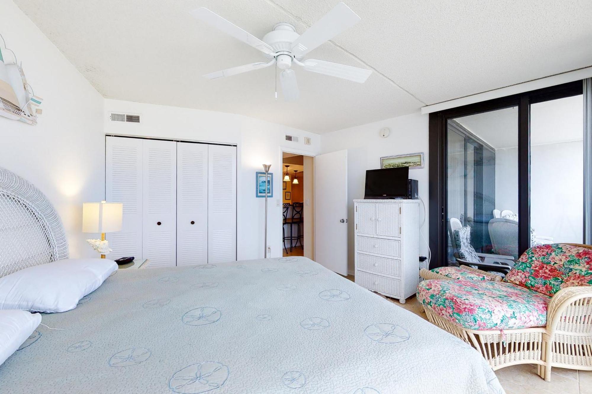 Golden Sands Ocean City Room photo